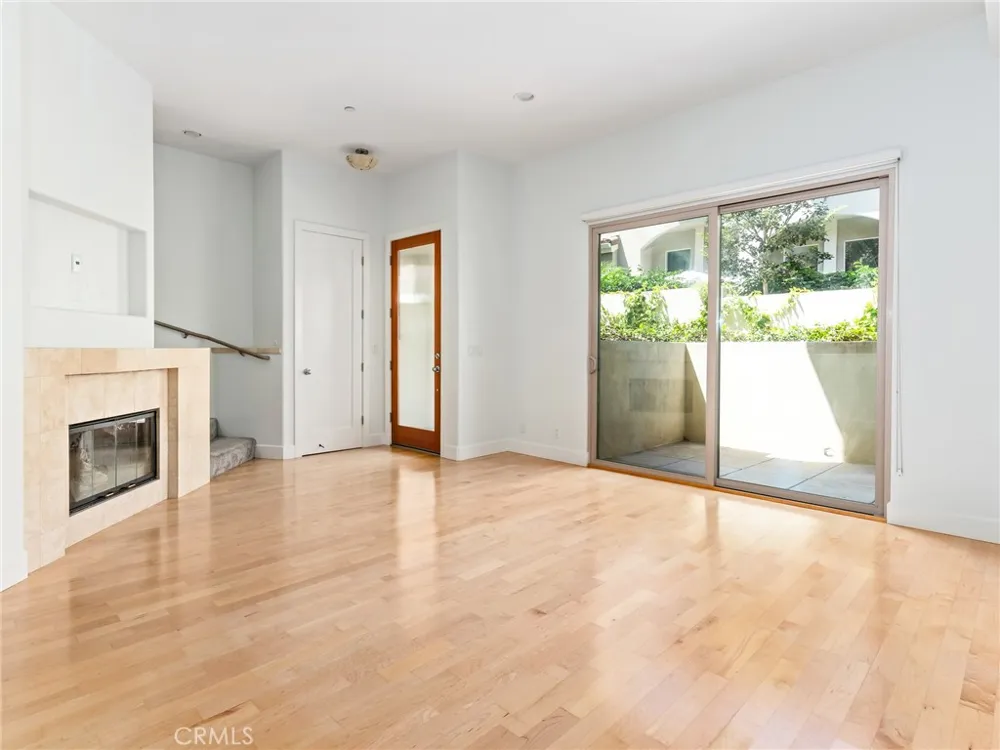 311 Kansas Street #B El Segundo, CA 90245