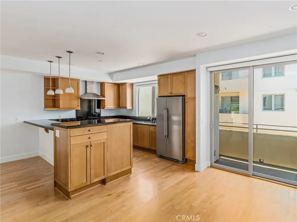 311 Kansas Street #B El Segundo, CA 90245
