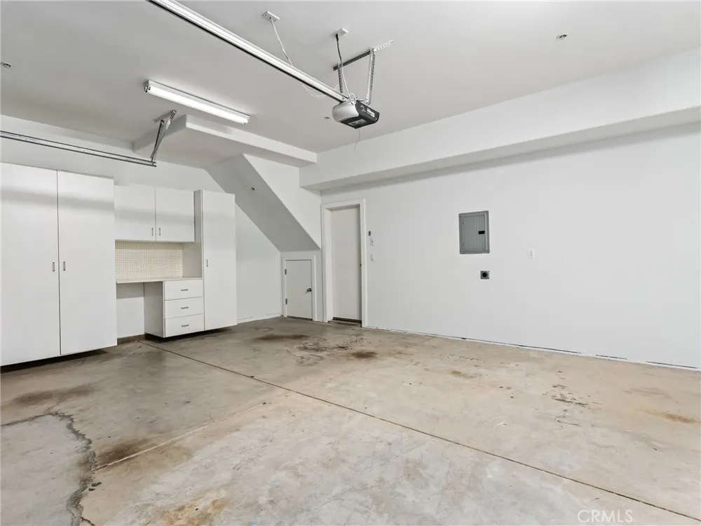 311 Kansas Street #B El Segundo, CA 90245