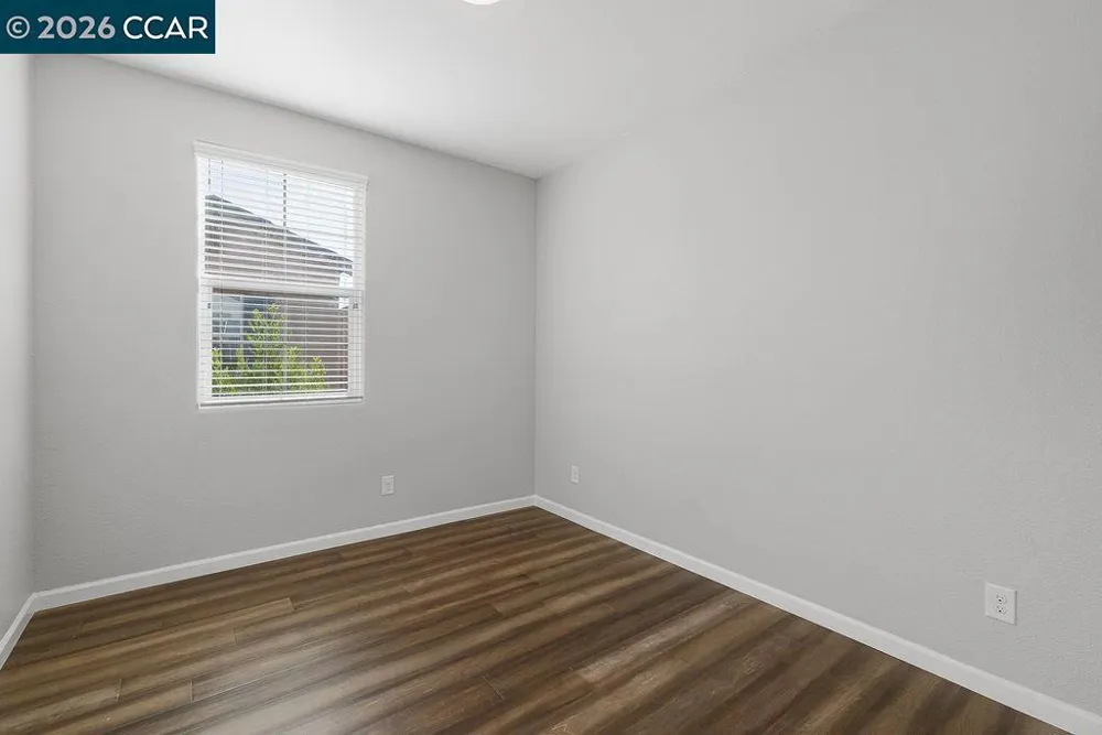 7832 Acorri Walk Sacramento, CA 95823