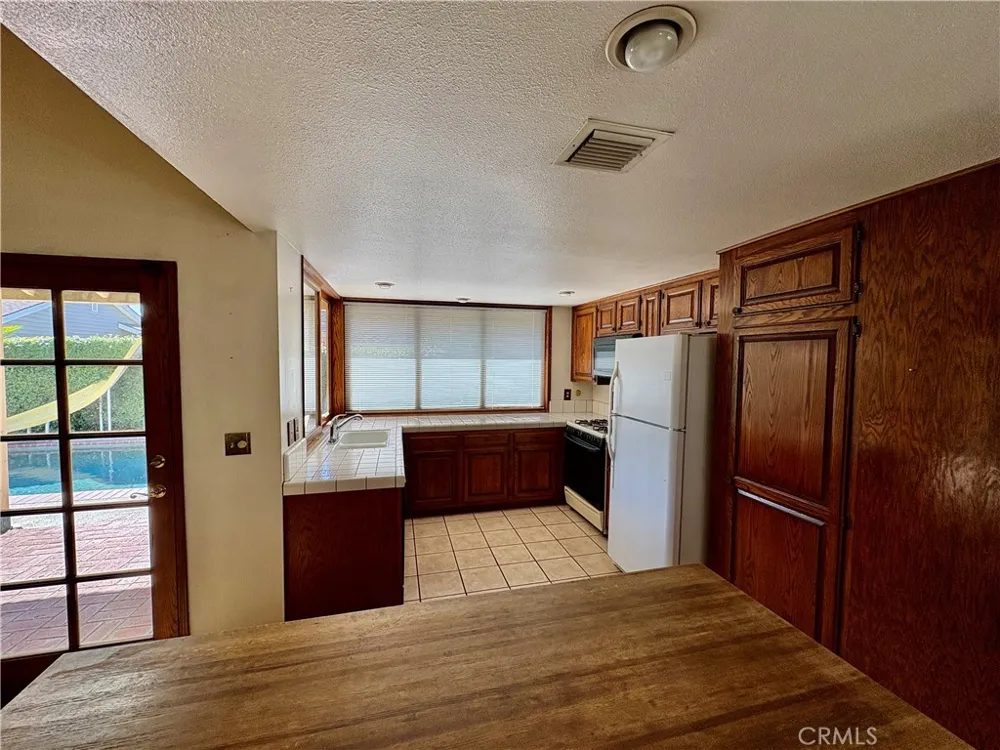 10443 Camden Drive Cypress, CA 90630