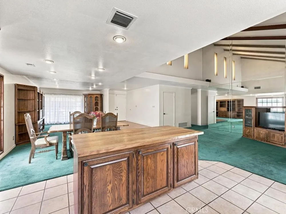 10443 Camden Drive Cypress, CA 90630