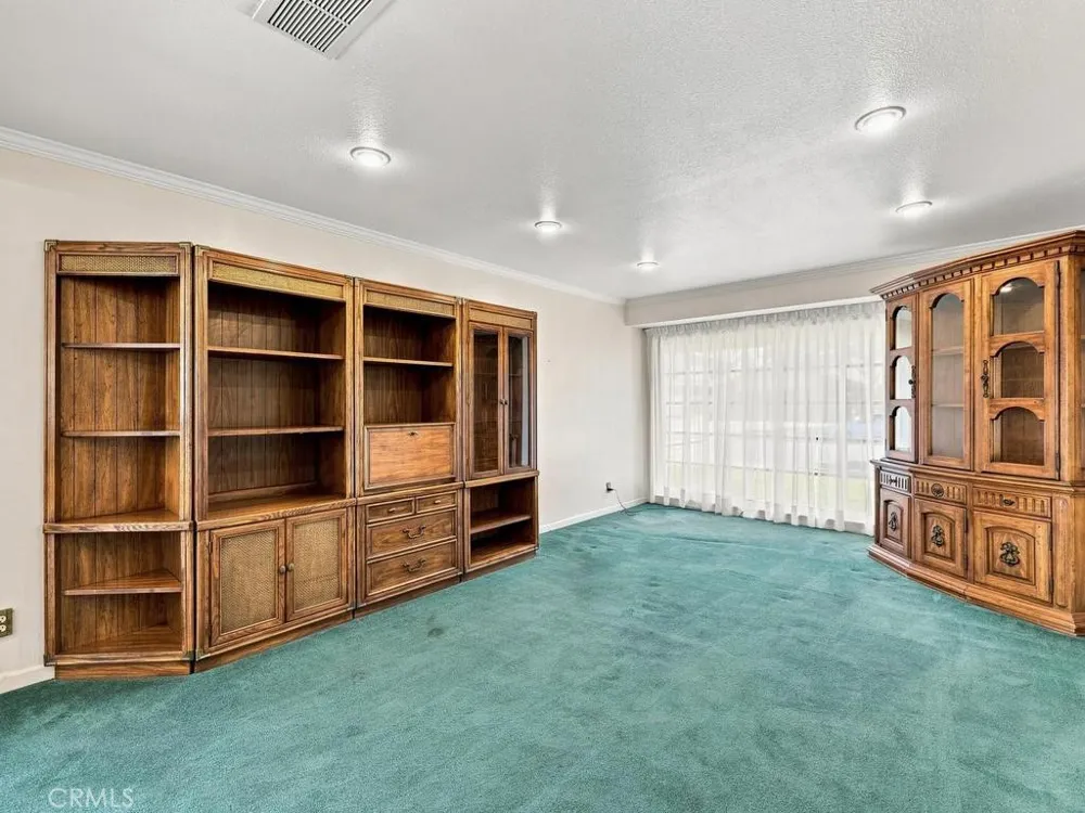 10443 Camden Drive Cypress, CA 90630