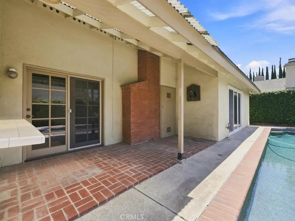 10443 Camden Drive Cypress, CA 90630