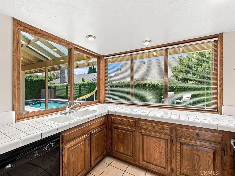 10443 Camden Drive Cypress, CA 90630