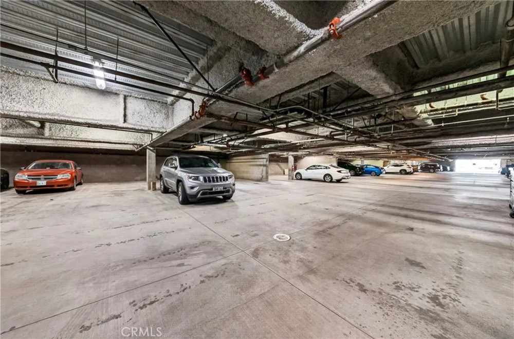 11124 Burbank Boulevard #108 North Hollywood, CA 91601