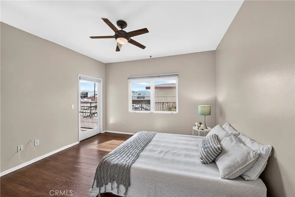 11124 Burbank Boulevard #108 North Hollywood, CA 91601