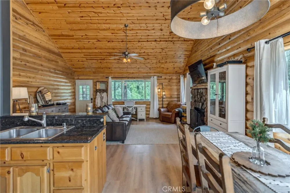 15324 Mil Potrero Highway Pine Mountain Club, CA 93222