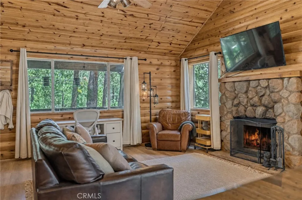 15324 Mil Potrero Highway Pine Mountain Club, CA 93222