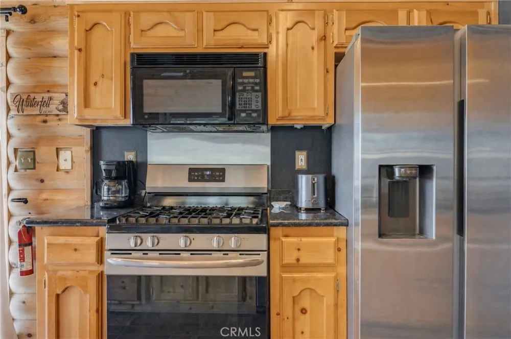 15324 Mil Potrero Highway Pine Mountain Club, CA 93222
