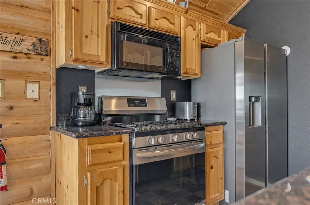 15324 Mil Potrero Highway Pine Mountain Club, CA 93222