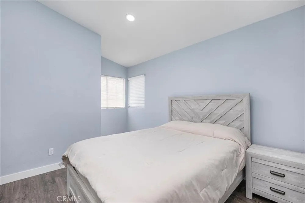 754 De La Luz Perris, CA 92571
