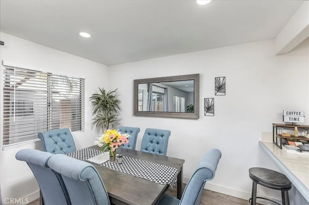 754 De La Luz Perris, CA 92571