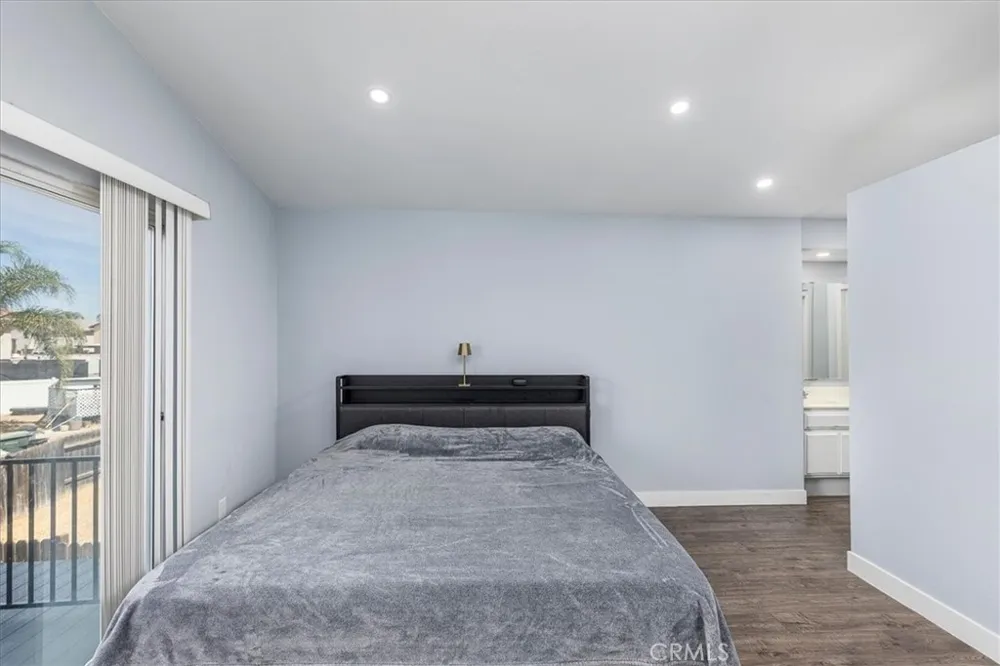 754 De La Luz Perris, CA 92571