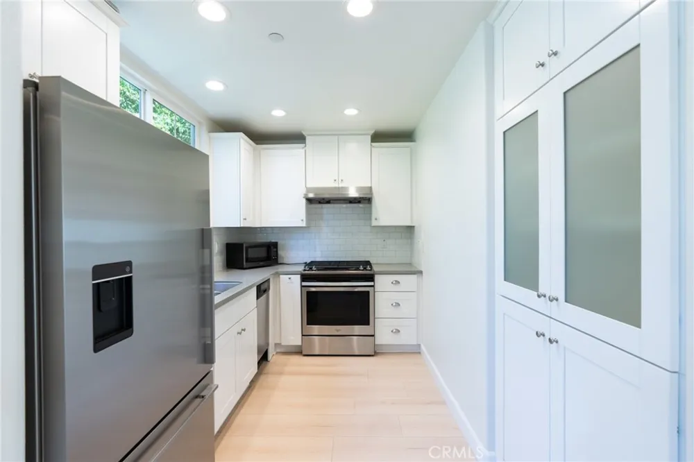 111 E Mclean Street #B Alhambra, CA 91801