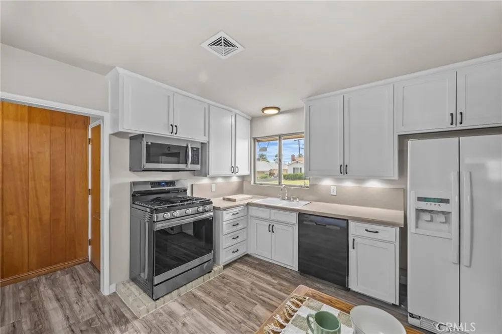 3495 Camellia Drive San Bernardino, CA 92404