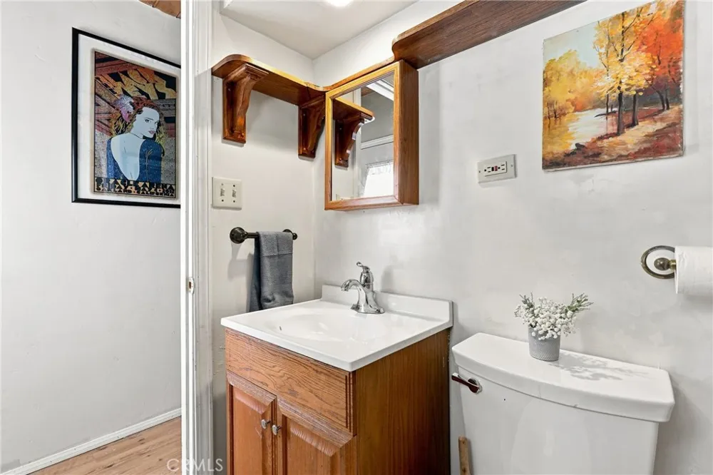 2673 Soutar Running Springs, CA 92382
