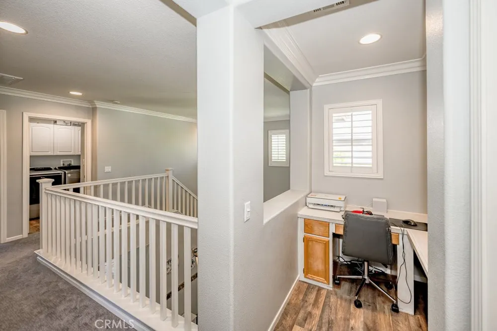 28315 Maitland Saugus, CA 91350