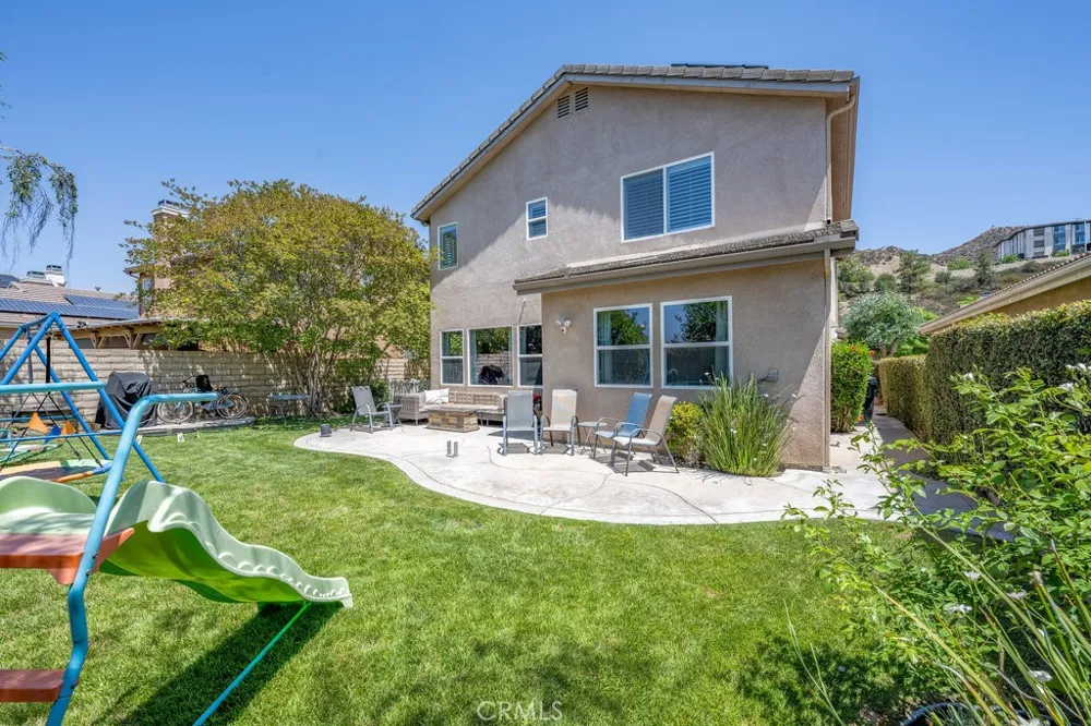 28315 Maitland Saugus, CA 91350