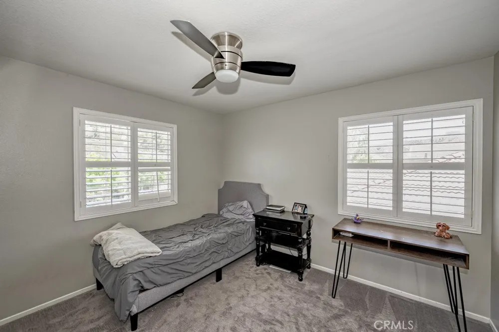 28315 Maitland Saugus, CA 91350