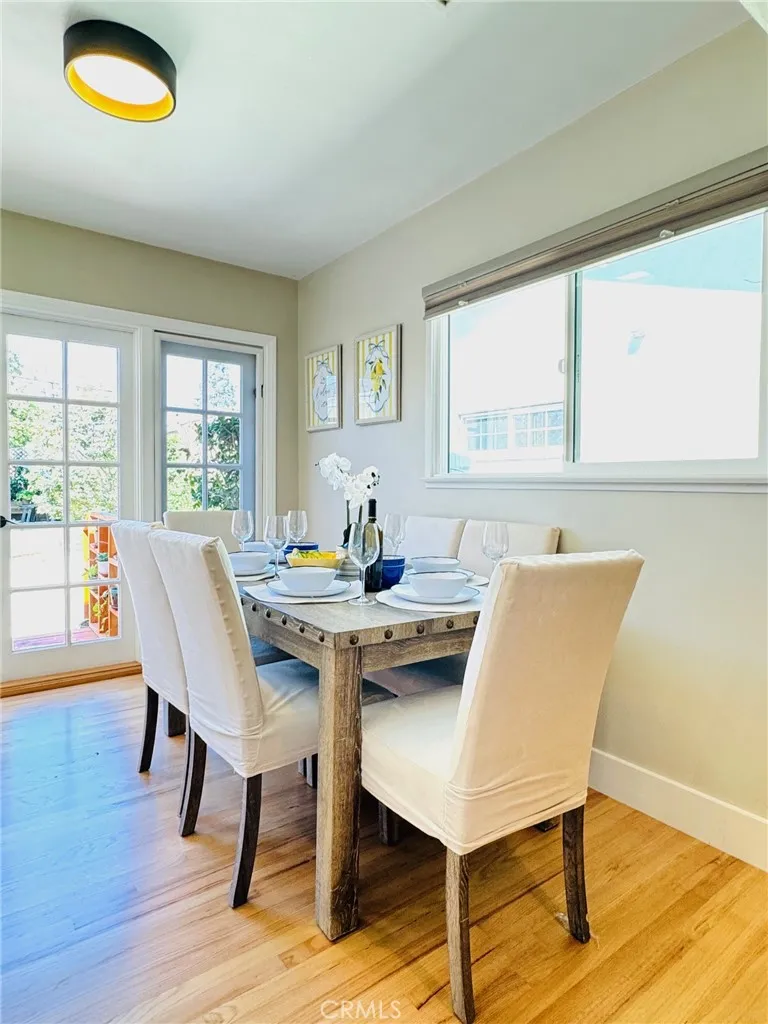 1430 Shamrock Costa Mesa, CA 92626