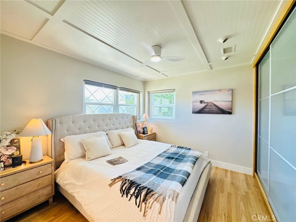 1430 Shamrock Costa Mesa, CA 92626