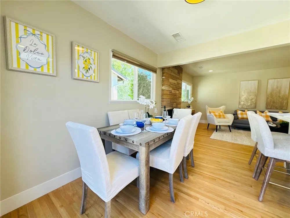 1430 Shamrock Costa Mesa, CA 92626