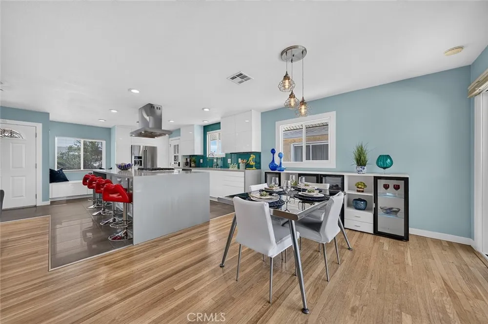 15225 Parron Gardena, CA 90249