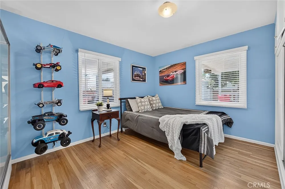 15225 Parron Gardena, CA 90249