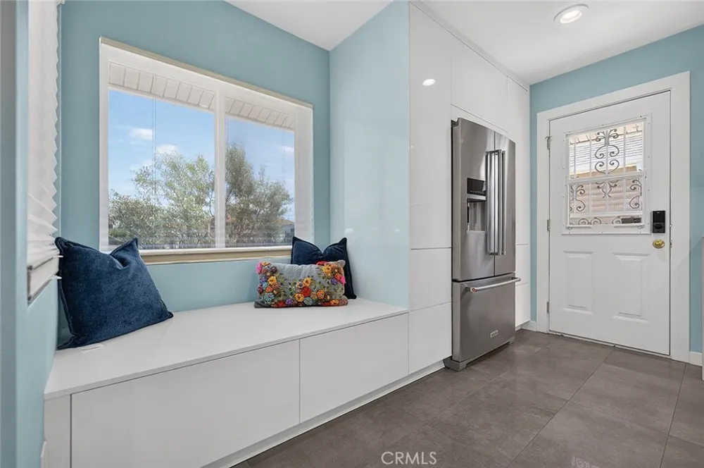 15225 Parron Gardena, CA 90249