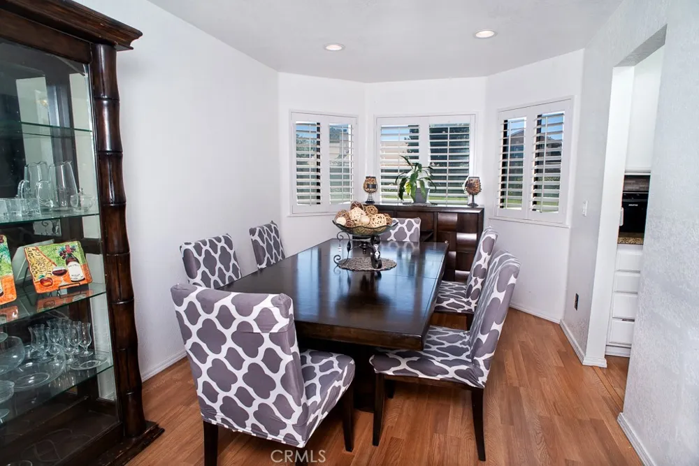 1046 E Avenue J6 Lancaster, CA 93535