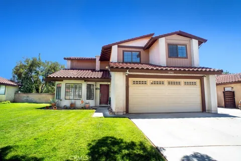 1046 E Avenue J6