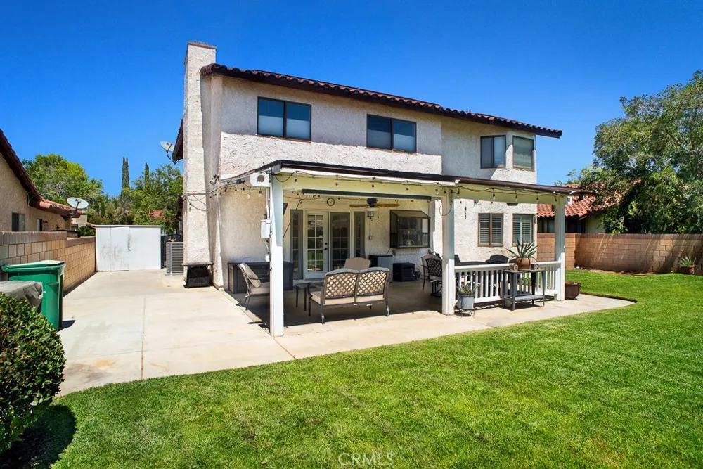 1046 E Avenue J6 Lancaster, CA 93535