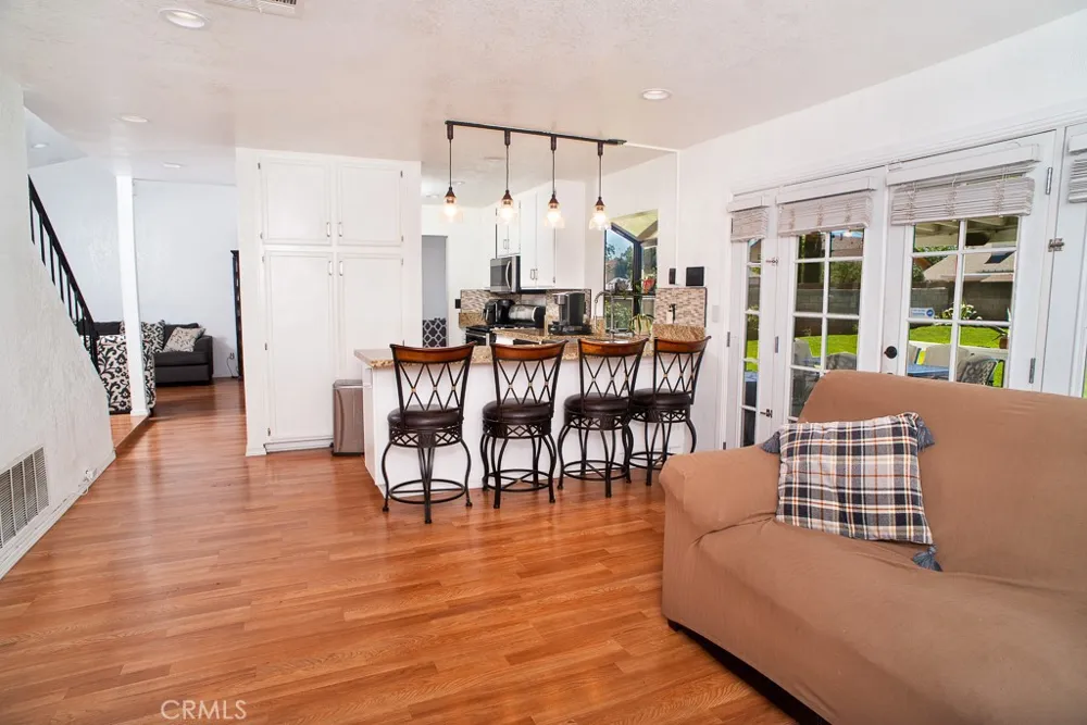 1046 E Avenue J6 Lancaster, CA 93535