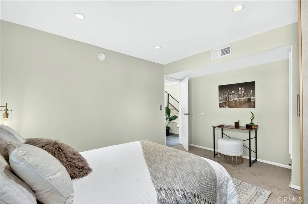 4660 Coldwater Canyon Avenue #20 Studio City, CA 91604