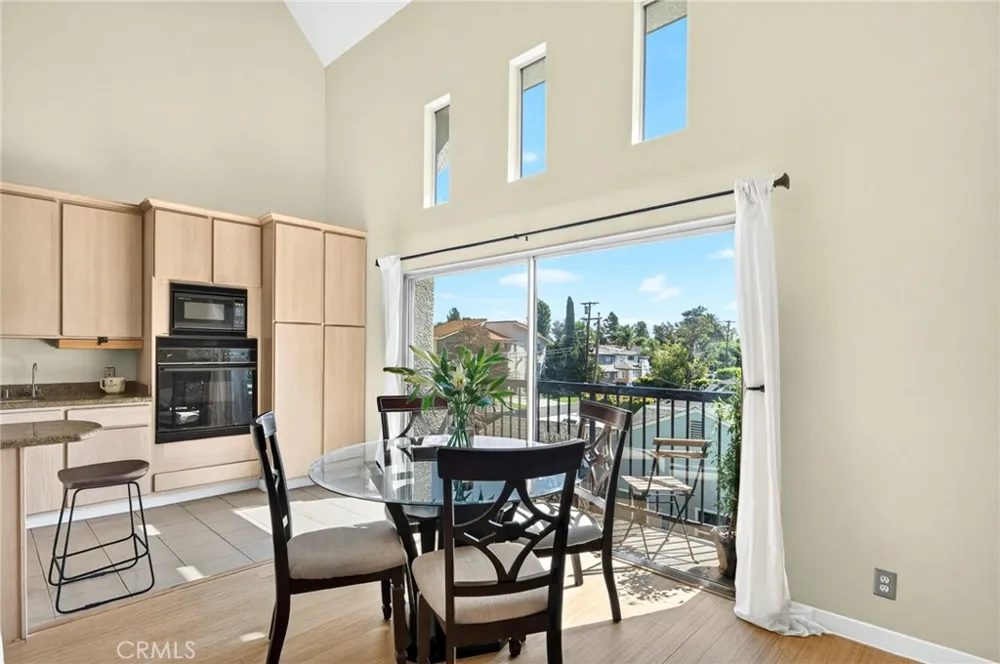 4660 Coldwater Canyon Avenue #20 Studio City, CA 91604