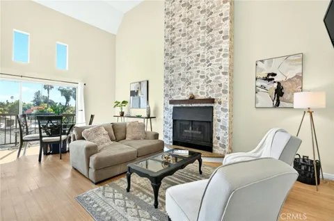 4660 Coldwater Canyon Avenue #20