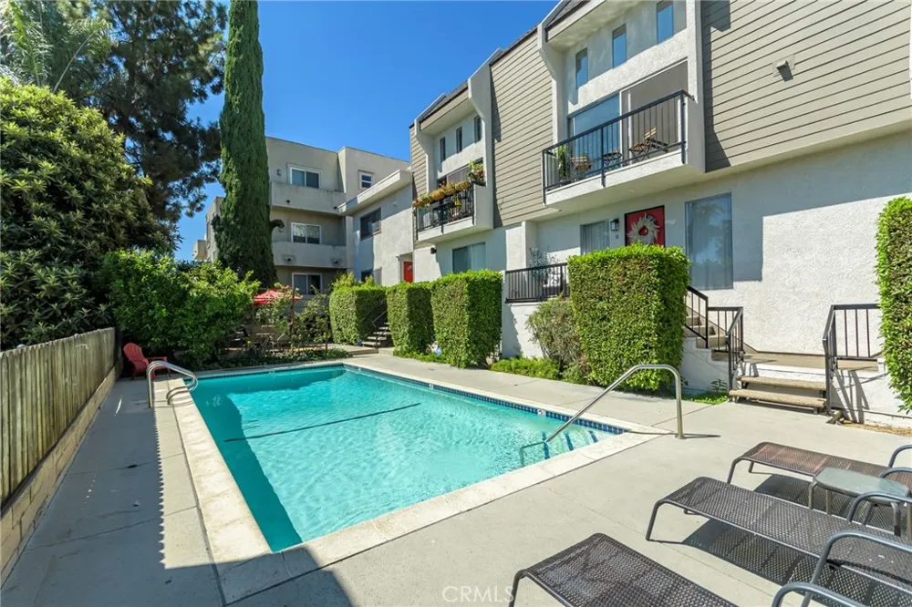 4660 Coldwater Canyon Avenue #20 Studio City, CA 91604
