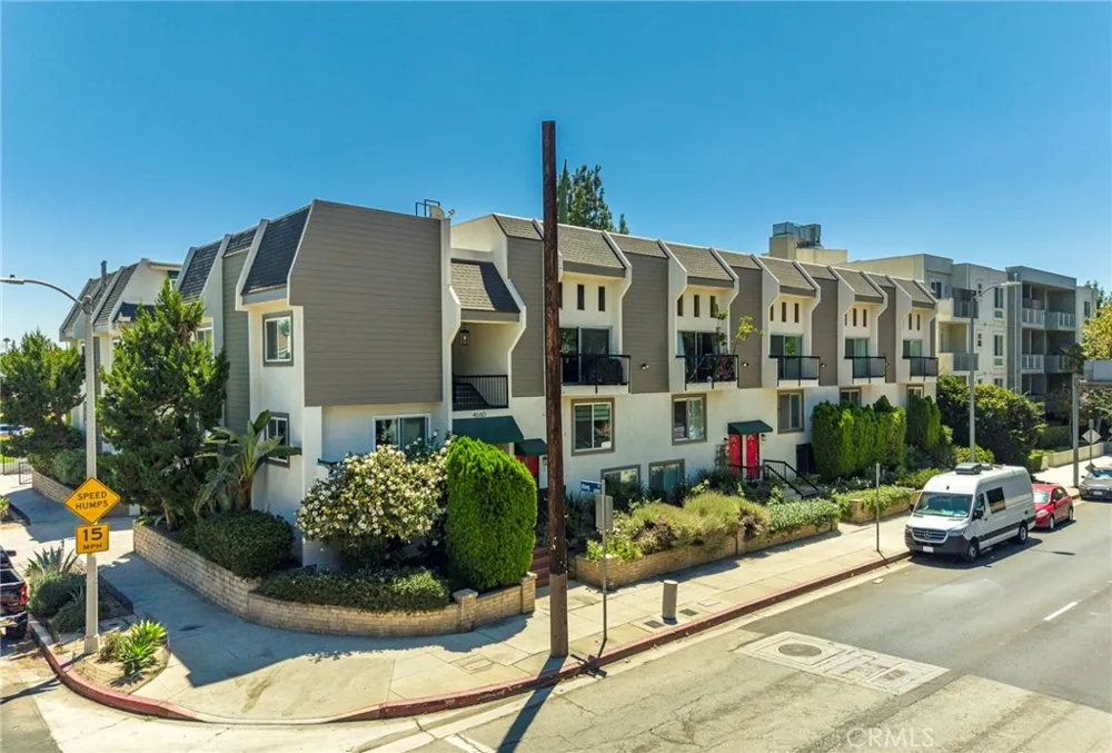 4660 Coldwater Canyon Avenue #20 Studio City, CA 91604