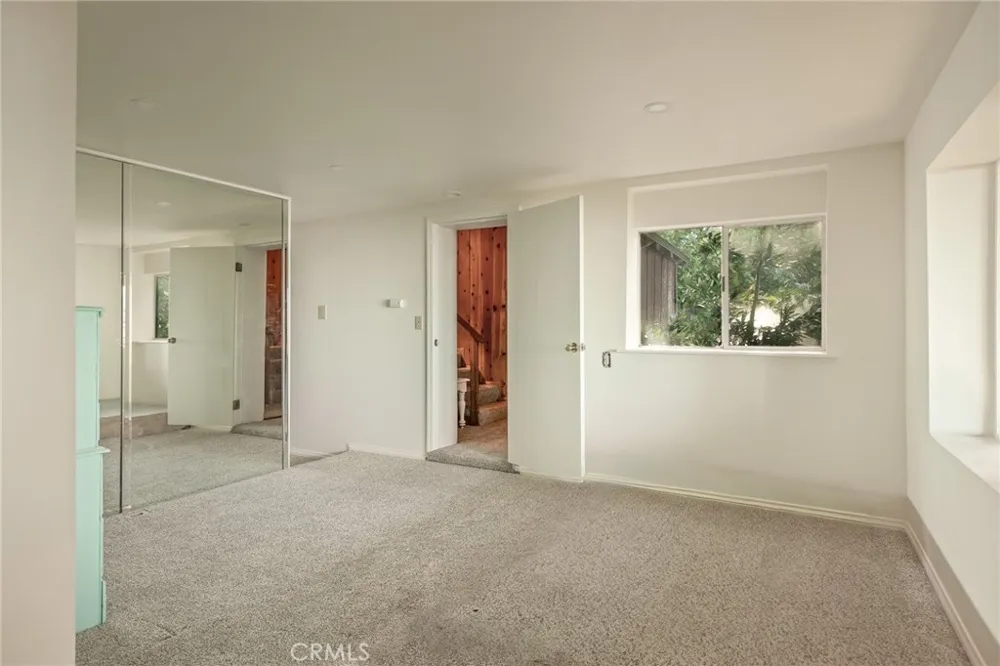 24251 Great View Drive Crestline, CA 92325