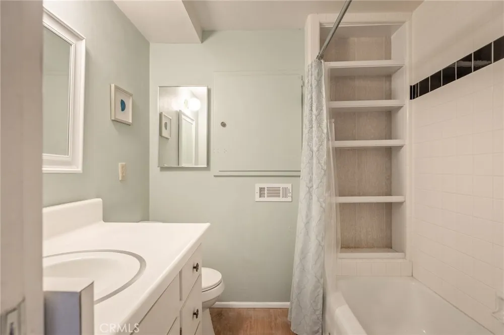 24251 Great View Drive Crestline, CA 92325