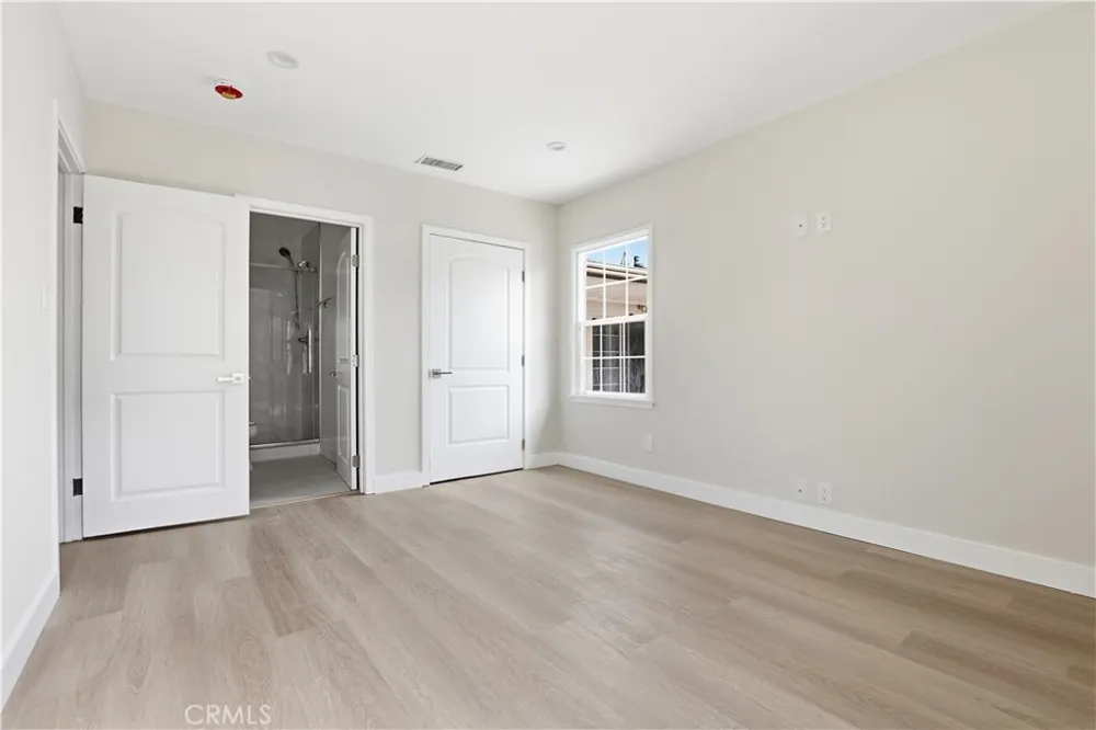 6200 W 77th Street Los Angeles, CA 90045