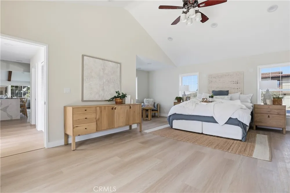 6200 W 77th Street Los Angeles, CA 90045