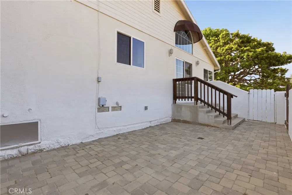 6200 W 77th Street Los Angeles, CA 90045