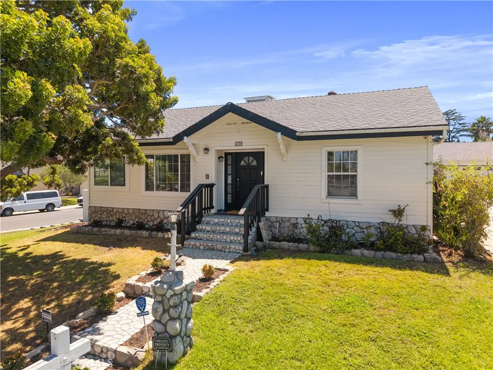 6200 W 77th Street Los Angeles, CA 90045