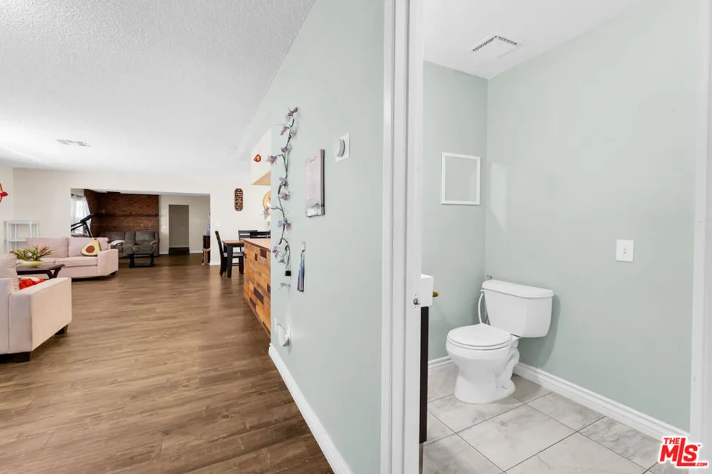 35335 89th Street Littlerock, CA 93543