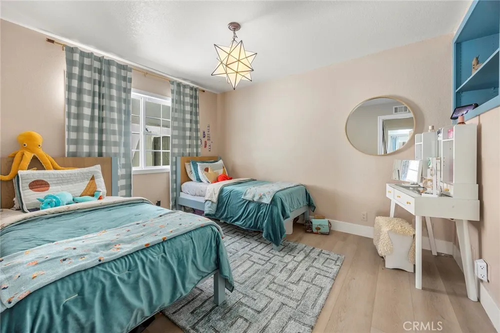 24271 La Pala Lane Mission Viejo, CA 92691