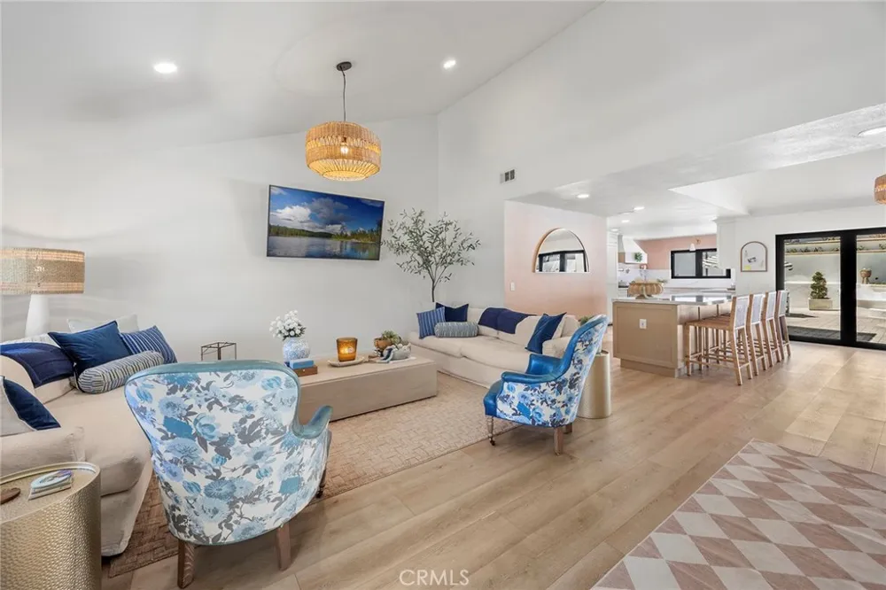 24271 La Pala Lane Mission Viejo, CA 92691