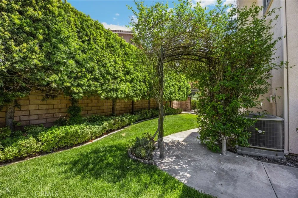 17887 Mariposa Avenue Yorba Linda, CA 92886