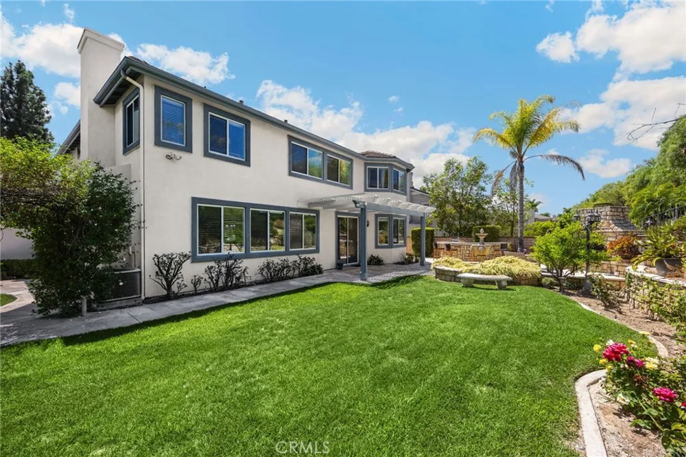 17887 Mariposa Avenue Yorba Linda, CA 92886